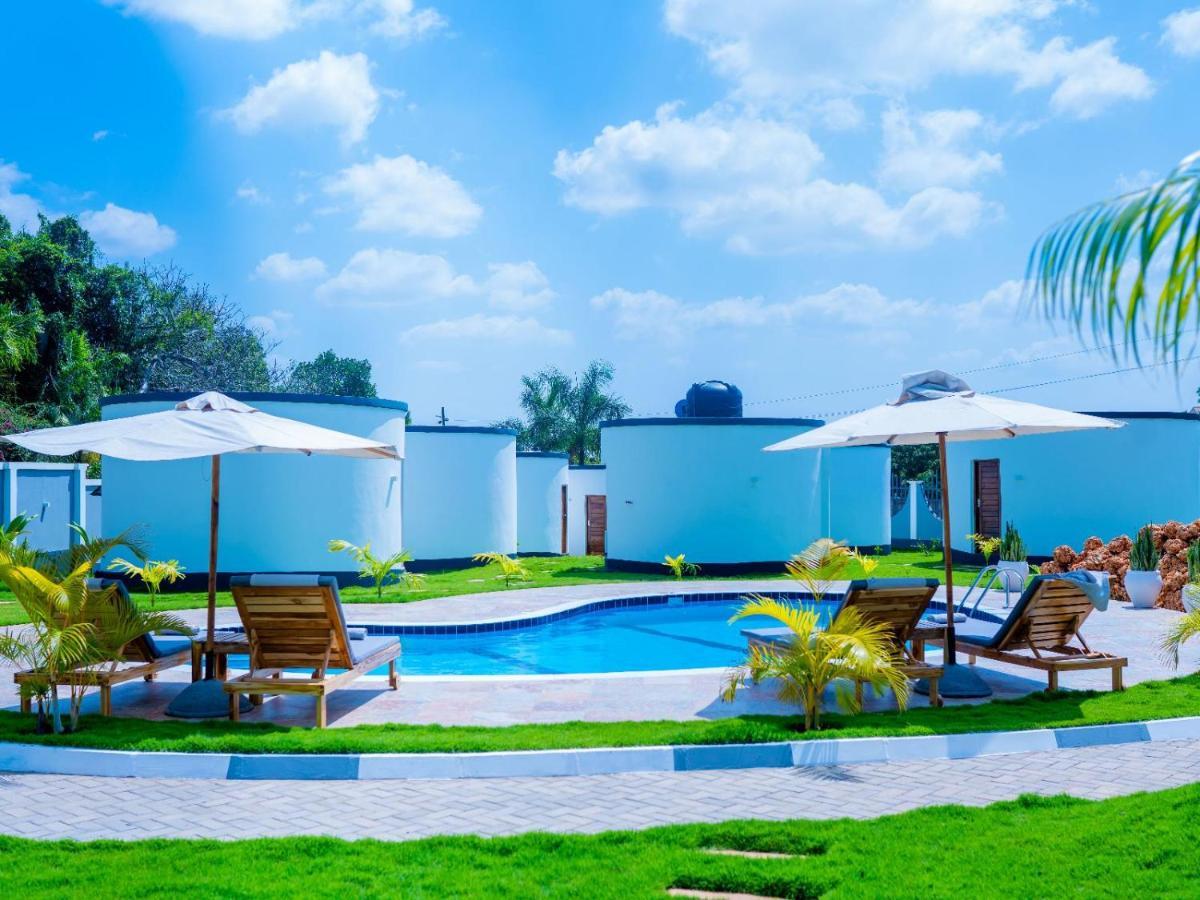 Homeland Bro Dar es Salaam Bagian luar foto